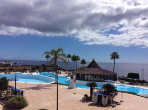 Rocas del Mar with heated Pool and double Terrace